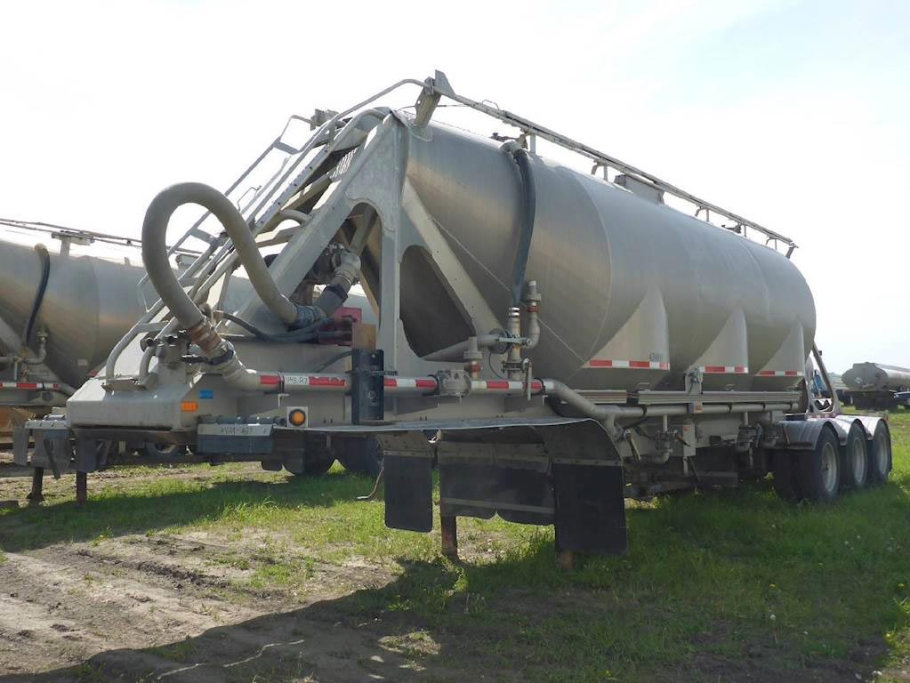 2011 Lazer Inox 1300 ft3 Aluminum  Pneumatic Dry Bulk Cement/Sand Pallet Tank Trailer